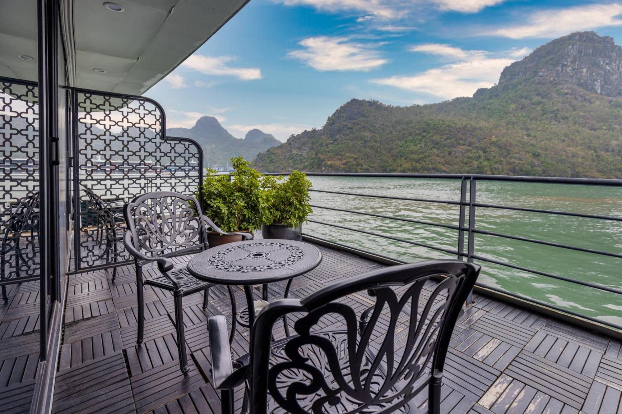 Hotel Era Halong Cruise Hạ Long Exterior foto